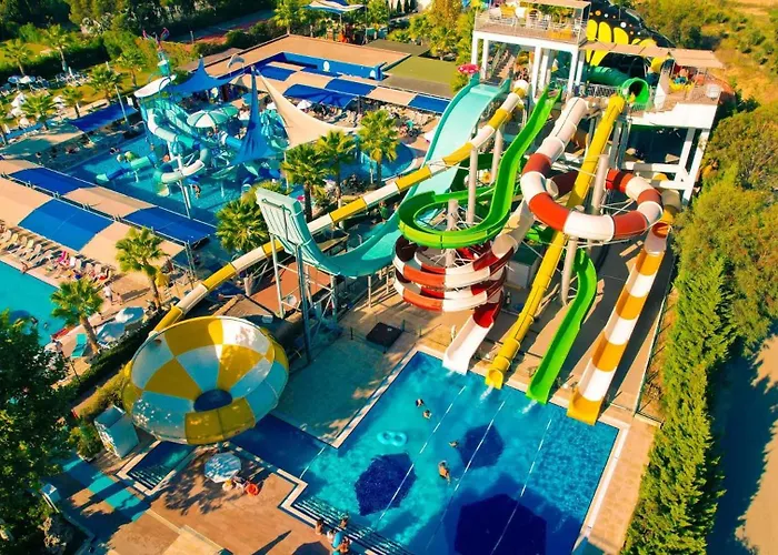 Dream World Aqua Otel Side